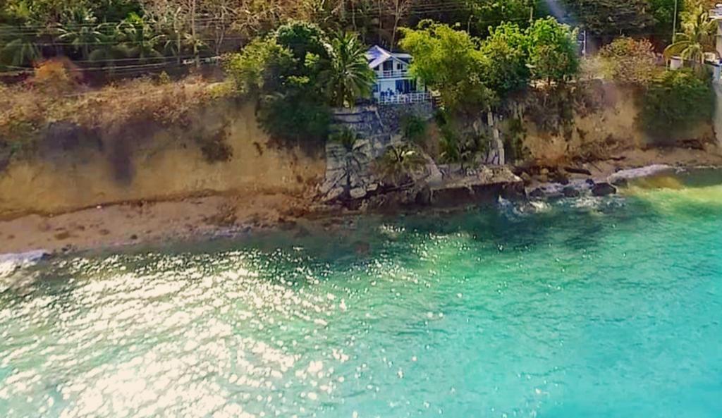 La Bella Beach House Boljoon エクステリア 写真